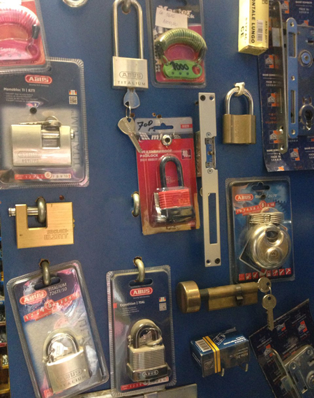 bonus šrafovska roba zemun