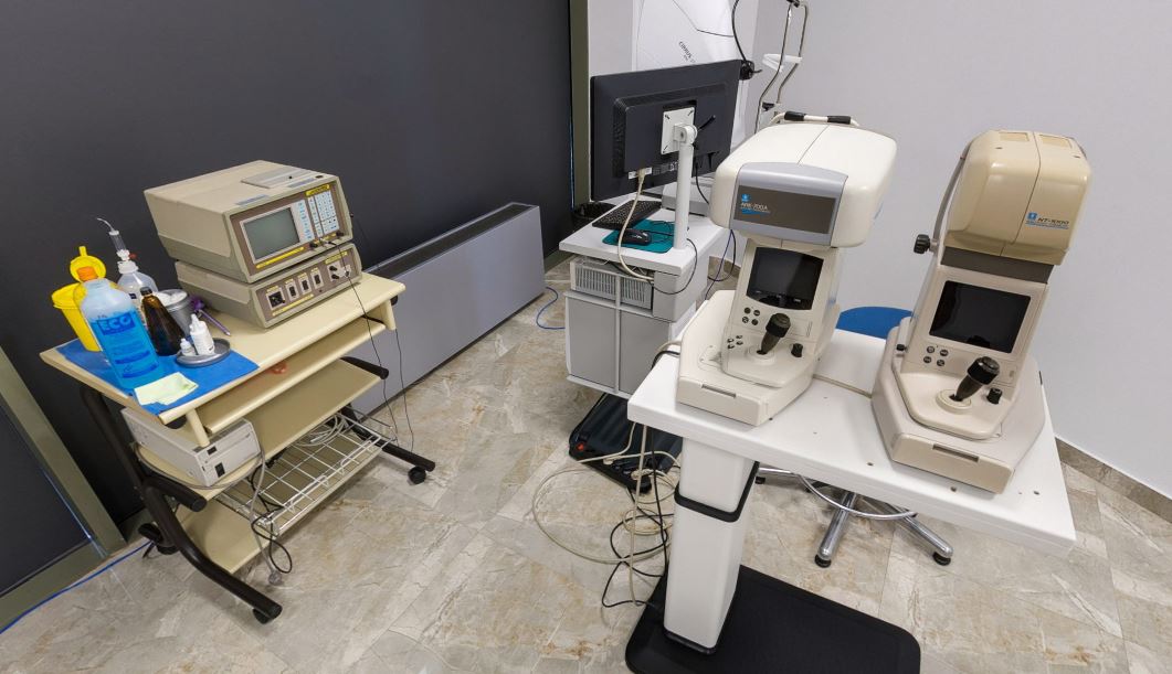 vidar orasis swiss očna klinika novi sad