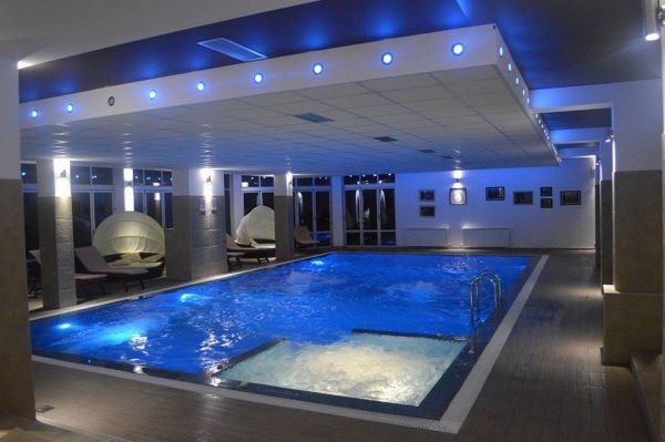 Crystal Pool DOO Beograd – Izgradnja i održavanje bazena (5)