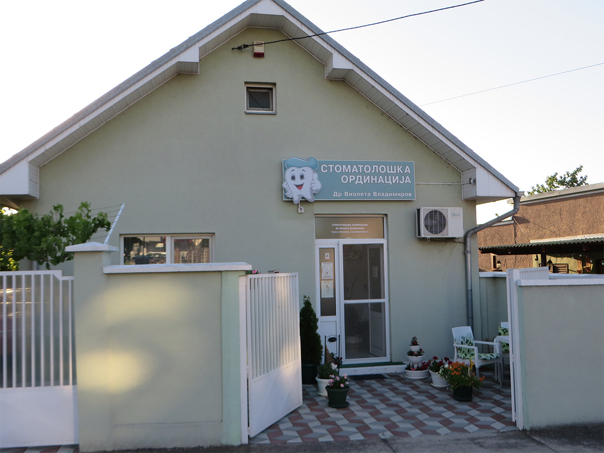 Stomatološka ordinacija dr Violeta Vladimirov Sremska Mitrovica (2)