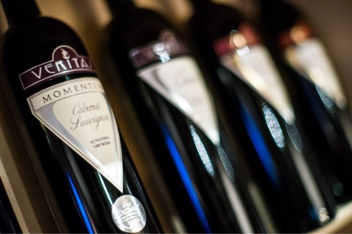 Vina Sremski Karlovci, Srbija – Vinarija Veritas t