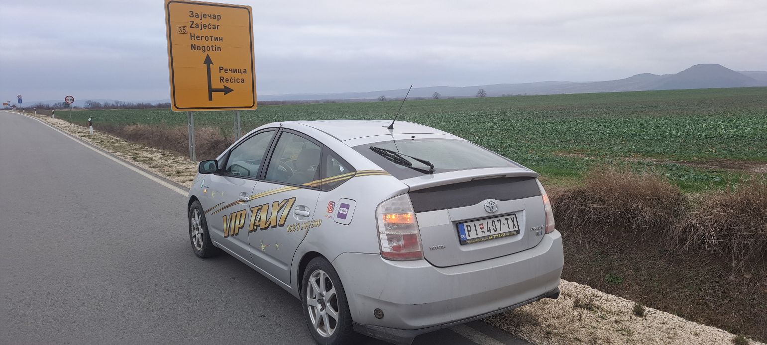 VIP-Taxi-010-12