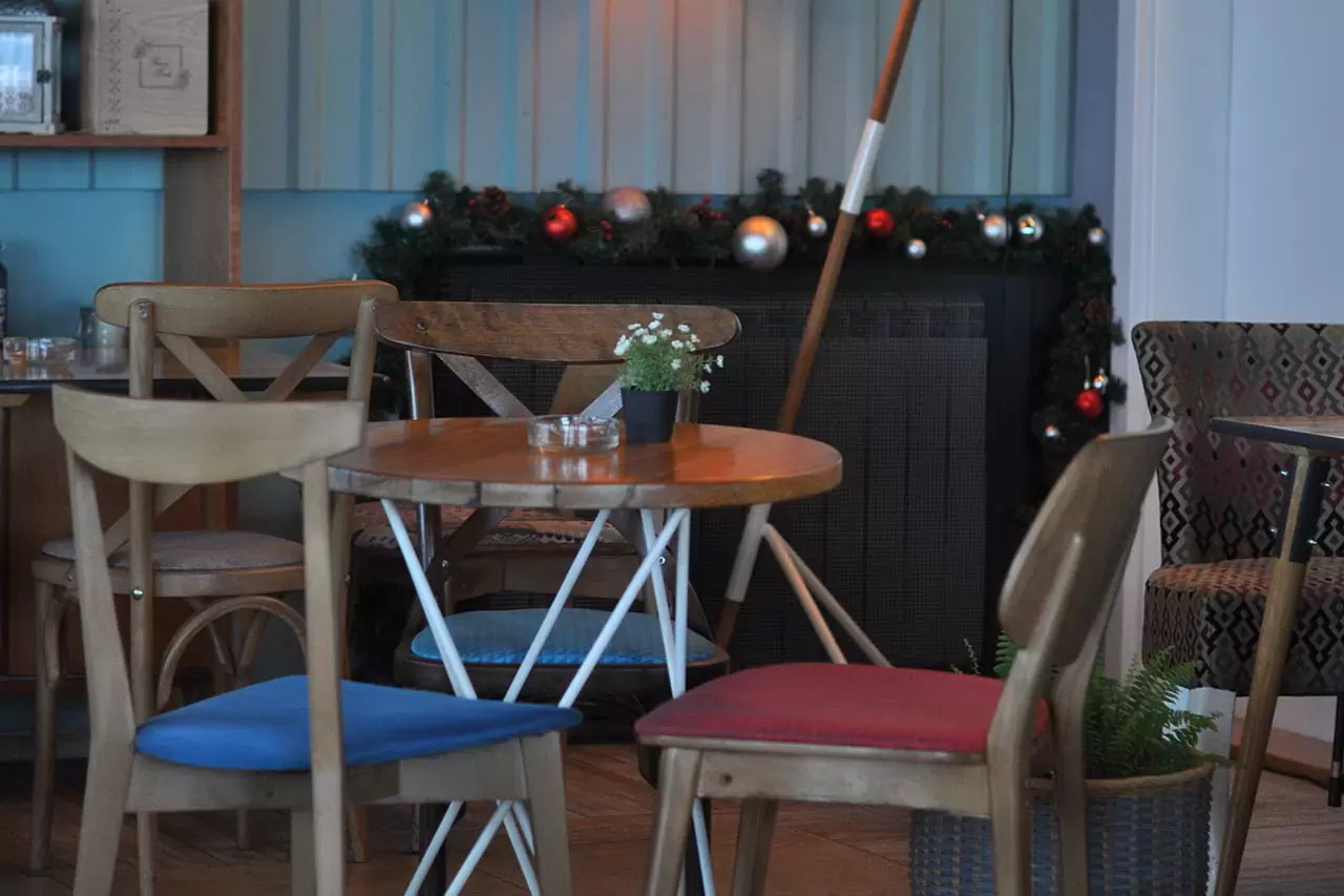 Caffe Restoran Lola Almost Home Borča (10)