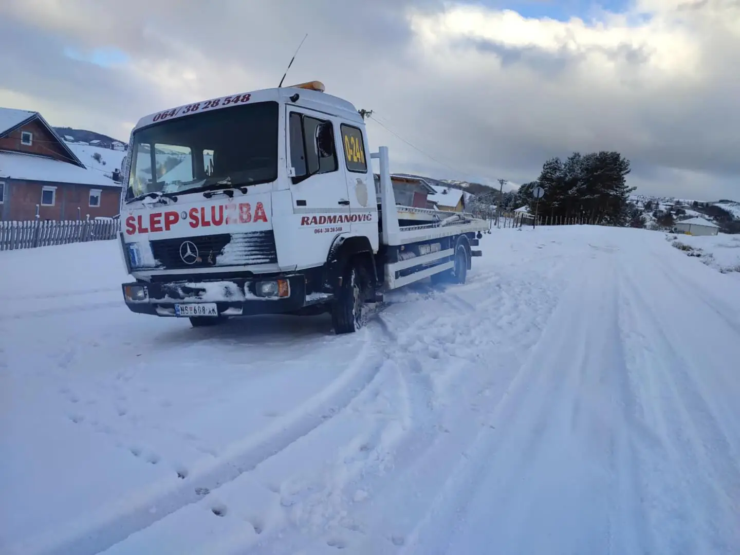 auto-servis-i-slep-sluzba-radmanovic-6